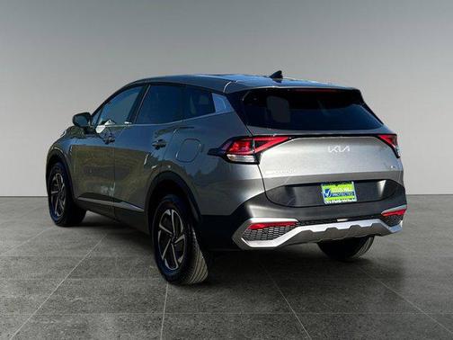2024 Kia Sportage Hybrid LX