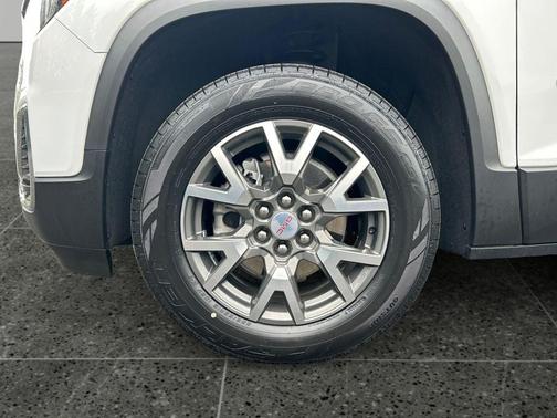 Summit White 2022 GMC Acadia FWD SLE