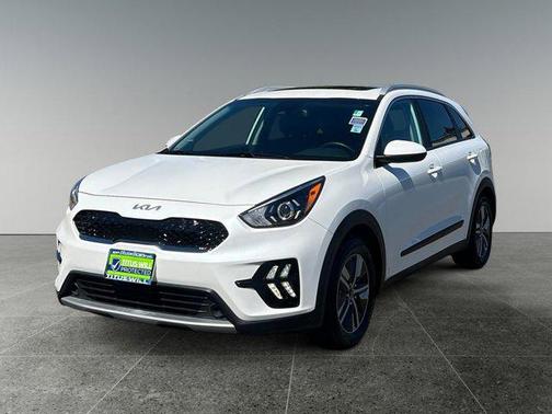 2022 Kia Niro LXS