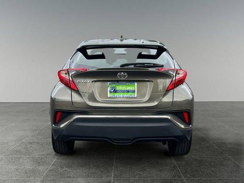2021 Toyota C-HR XLE