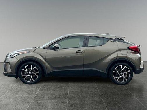 2021 Toyota C-HR XLE