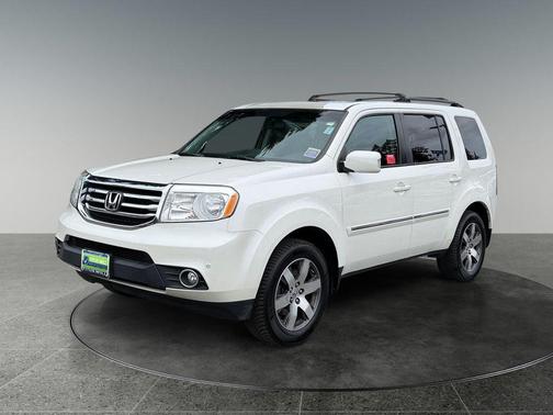 White Diamond Pearl 2013 Honda Pilot Touring