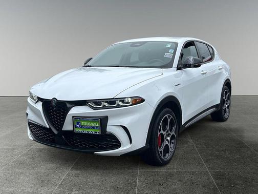 Alfa White 2024 Alfa Romeo Tonale Veloce EAWD