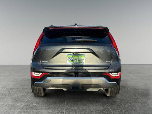 2023 Kia Niro Touring