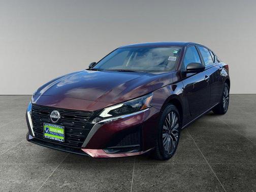 2025 Nissan Altima SV AWD