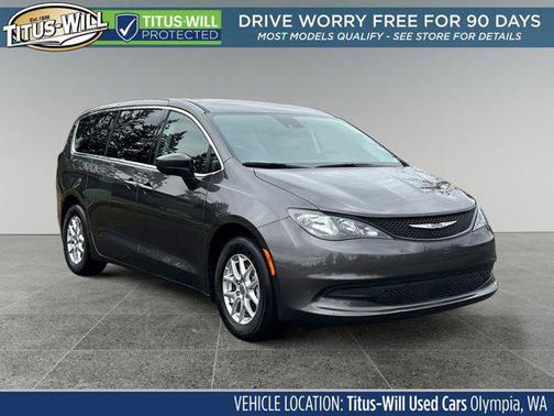 2023 Chrysler Voyager LX