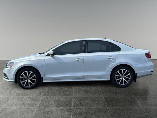 White 2017 Volkswagen Jetta 1.4T SE