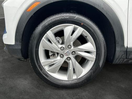 Summit White 2025 Buick Encore GX Preferred