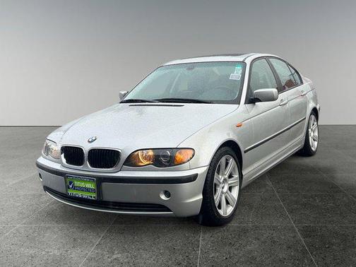 2003 BMW 325 325i