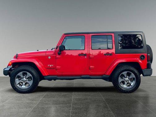 2017 Jeep Wrangler Unlimited Sahara