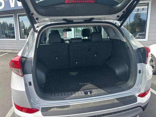 Molten Silver 2018 Hyundai TUCSON Limited