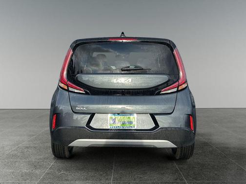 Gravity Gray 2025 Kia Soul LX