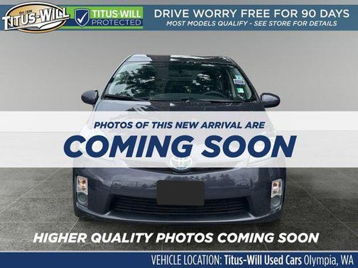 2010 Toyota Prius III