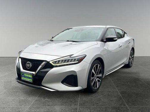 2022 Nissan Maxima SV Xtronic CVT