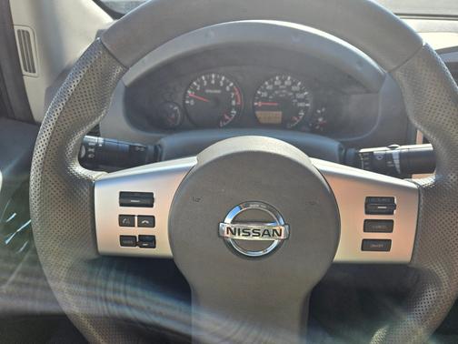 2014 Nissan Frontier SV