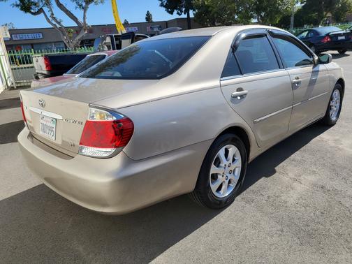 2006 Toyota Camry XLE