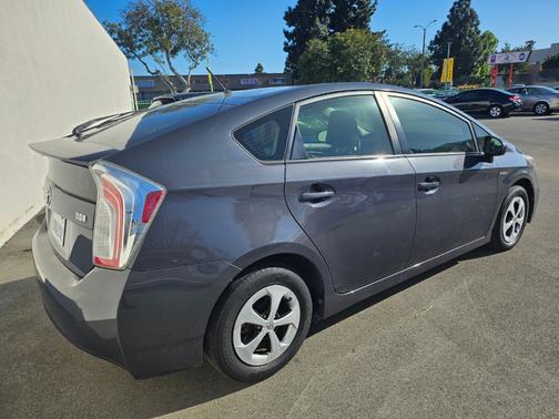 2013 Toyota Prius Two