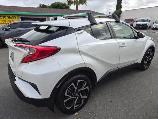 White 2019 Toyota C-HR XLE