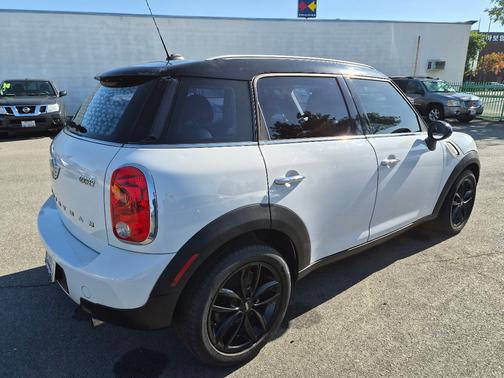 2014 MINI Countryman 