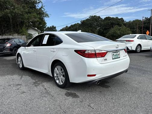 2015 Lexus ES 350 Crafted Line