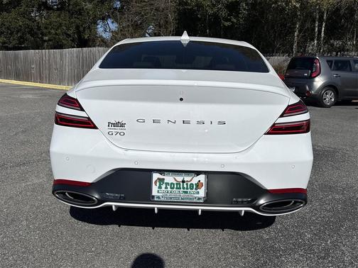 2024 Genesis G70 2.5T RWD