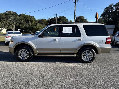 2011 Ford Expedition XLT