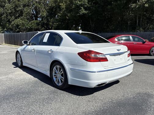 2013 Hyundai Genesis 3.8