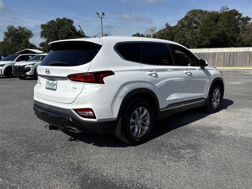 2019 Hyundai SANTA FE SE 2.4