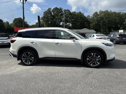 2024 INFINITI QX60 Luxe
