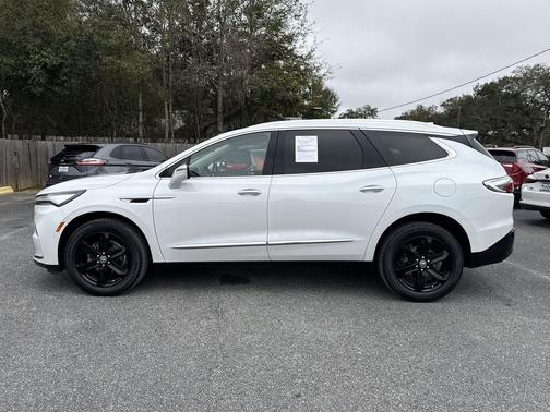 2023 Buick Enclave Essence FWD