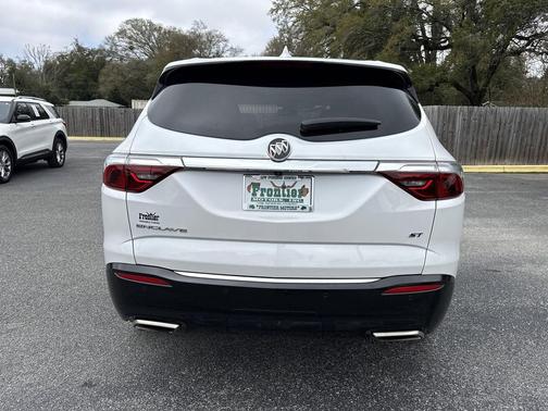 2023 Buick Enclave Essence FWD
