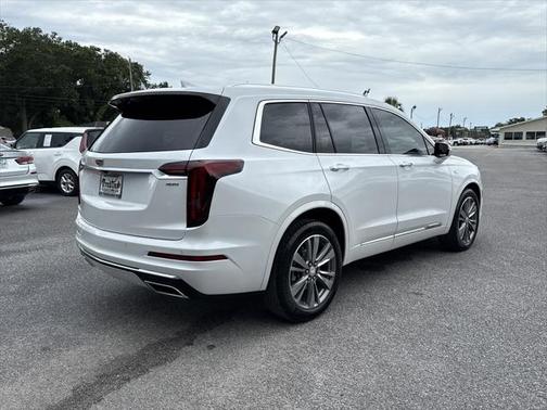 2021 Cadillac XT6 Premium Luxury FWD