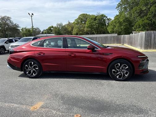 Ultimate red 2025 Hyundai SONATA SEL