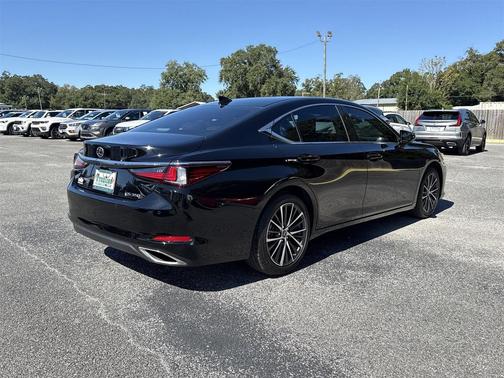 2024 Lexus ES 350 Base