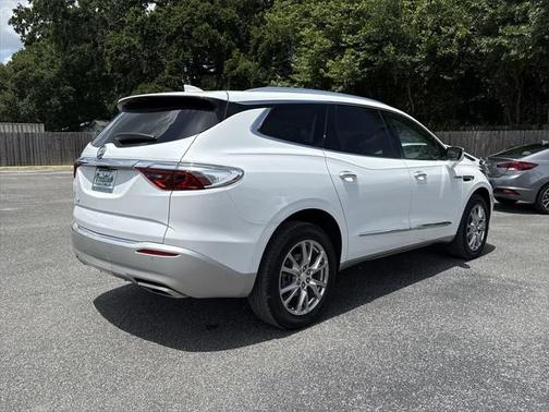 2022 Buick Enclave FWD Premium