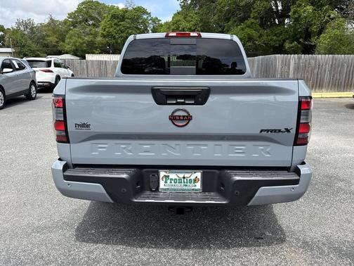 Boulder Gray Pearl 2024 Nissan Frontier PRO-X