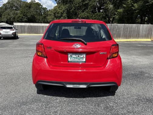 2015 Toyota Yaris L