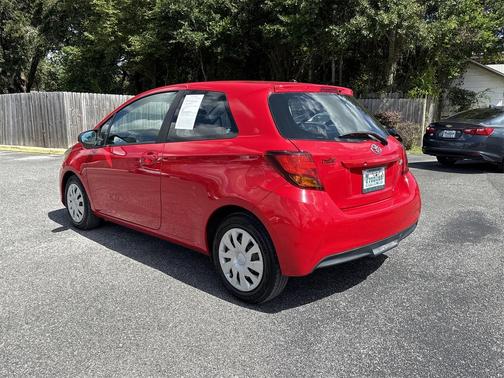 2015 Toyota Yaris L