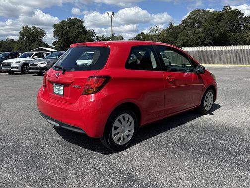 2015 Toyota Yaris L