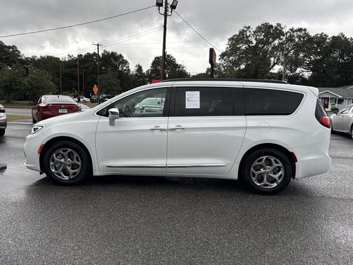 2022 Chrysler Pacifica Limited