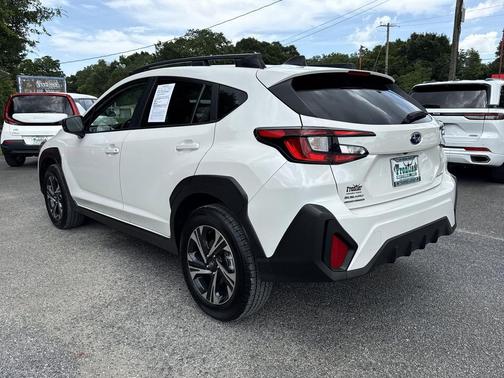 Crystal White Pearl 2024 Subaru Crosstrek Premium
