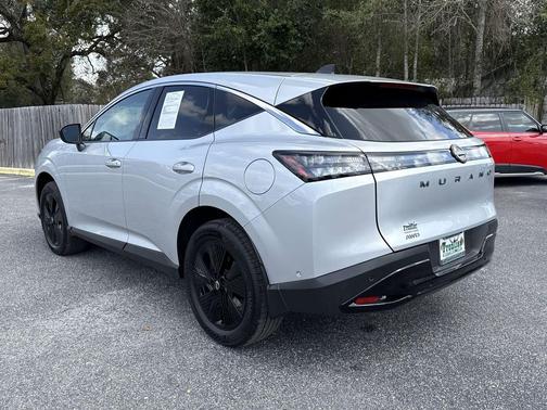 2025 Nissan Murano SV