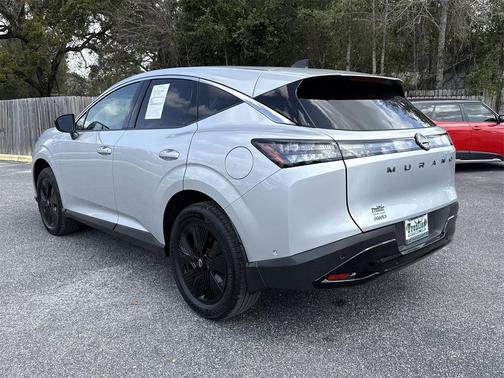 2025 Nissan Murano SV