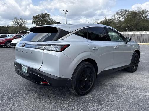 2025 Nissan Murano SV