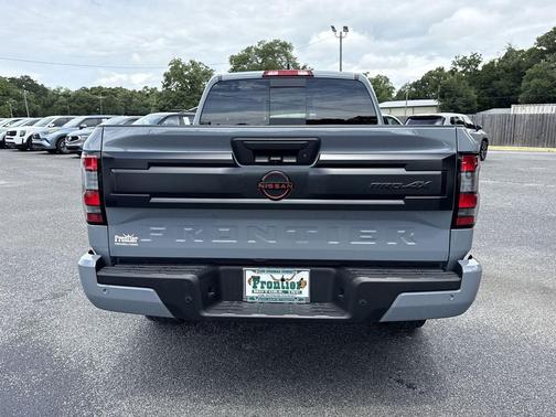 Boulder Gray Pearl 2025 Nissan Frontier PRO-4X