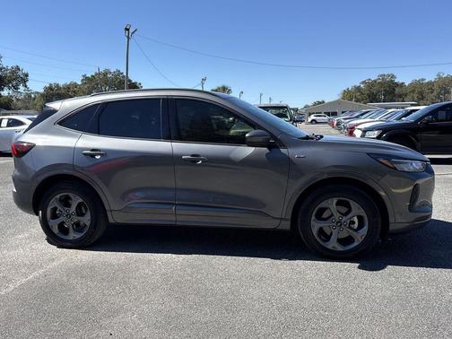 2024 Ford Escape ST-Line Select