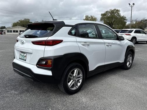 2021 Hyundai KONA SE