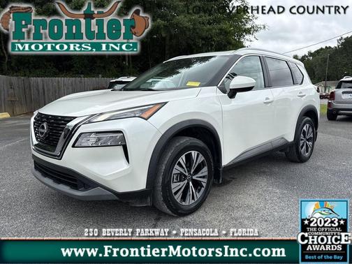 Pearl White Tricoat 2023 Nissan Rogue SV