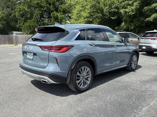 2024 INFINITI QX50 LUXE