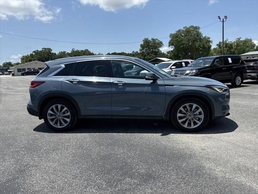2022 INFINITI QX50 LUXE